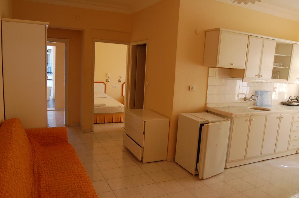Aparthotel Linda Apart 3*