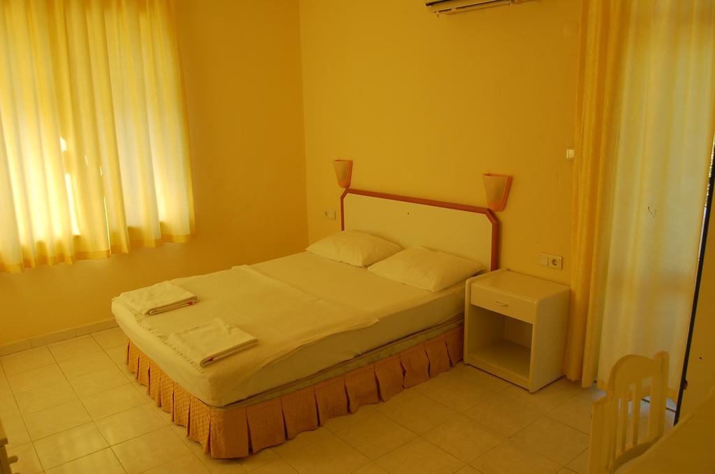 Aparthotel Linda Apart 3*